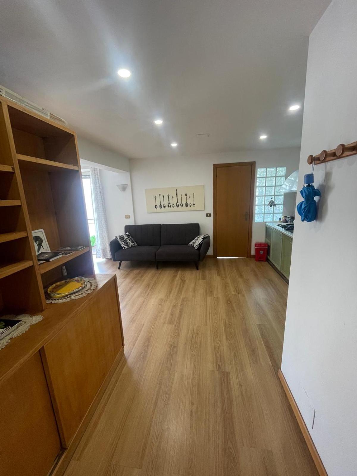 Apartment Bright And Cozy Near Trastevere Station