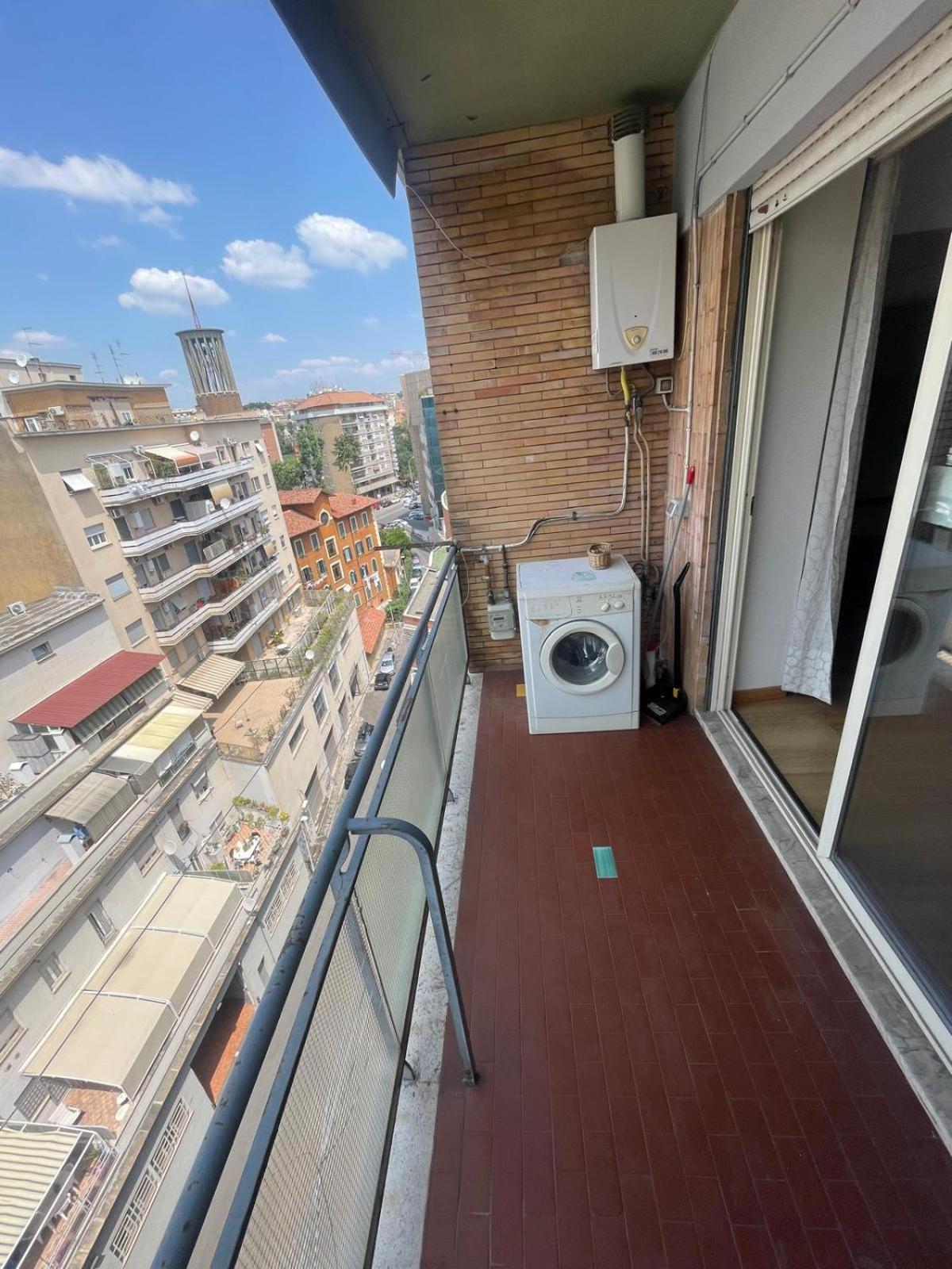 Apartment Bright And Cozy Near Trastevere Station