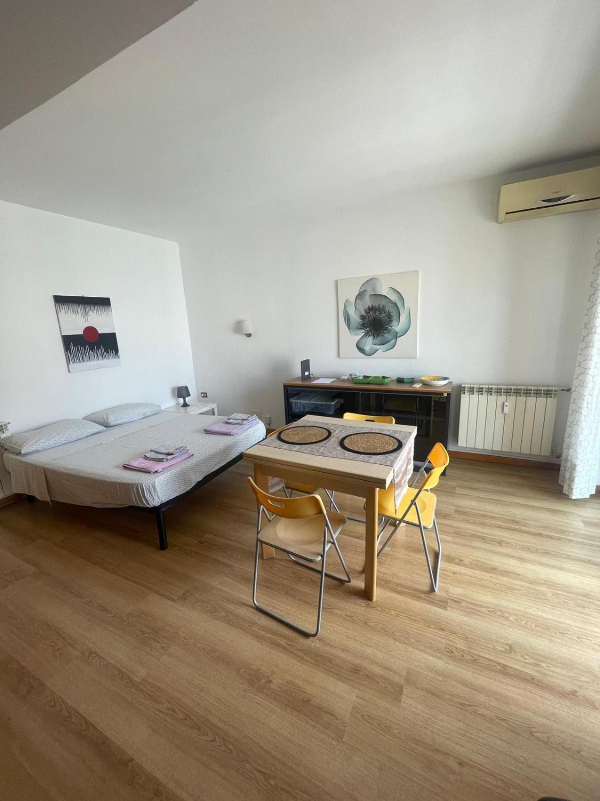 Bright And Cozy Near Trastevere Station *